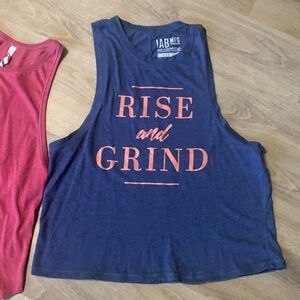 fitness tank Blue Sleeveless Crop Muscle Tee Brand IAB size Medium